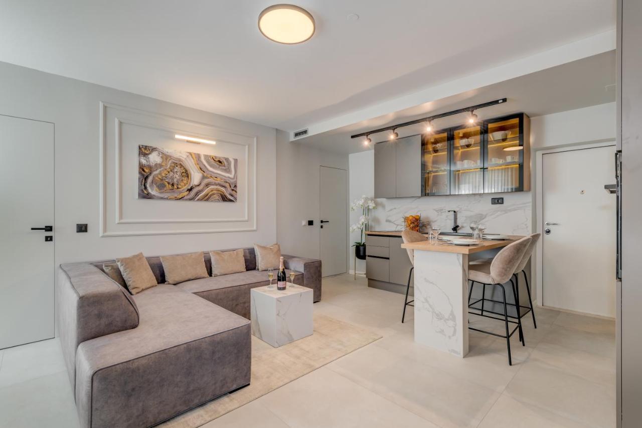 Beachfront Apartment Split Extérieur photo