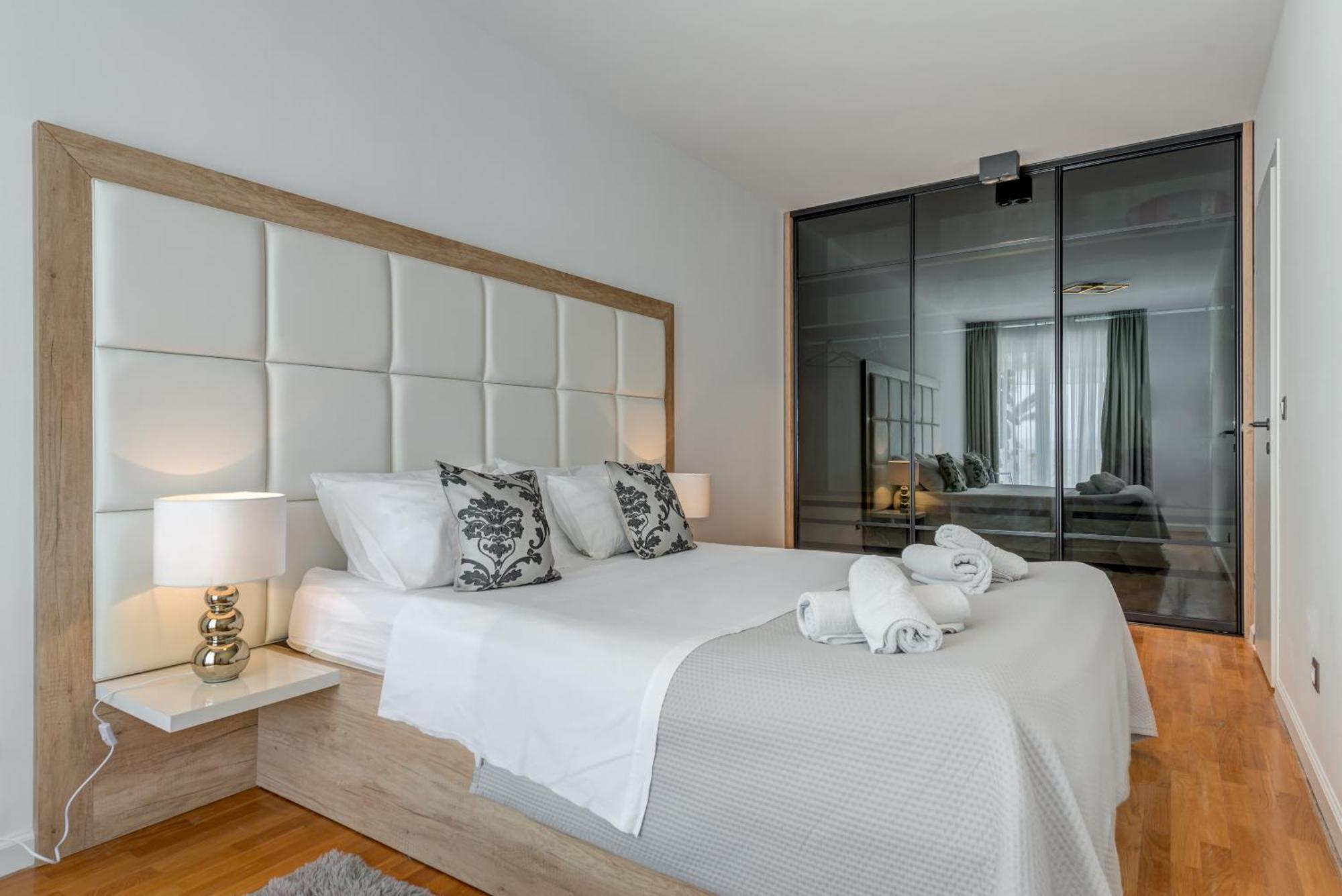 Beachfront Apartment Split Extérieur photo